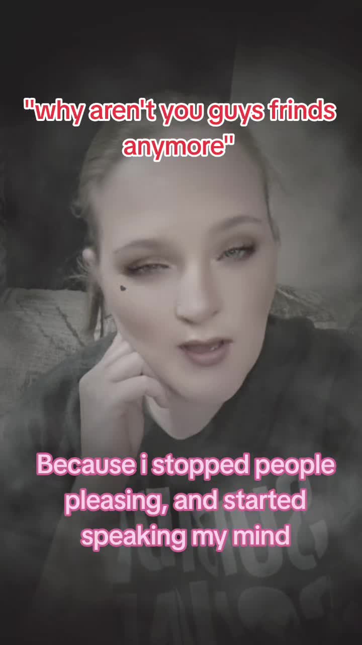 @Sarah🦇 🧛&zwj;♀️