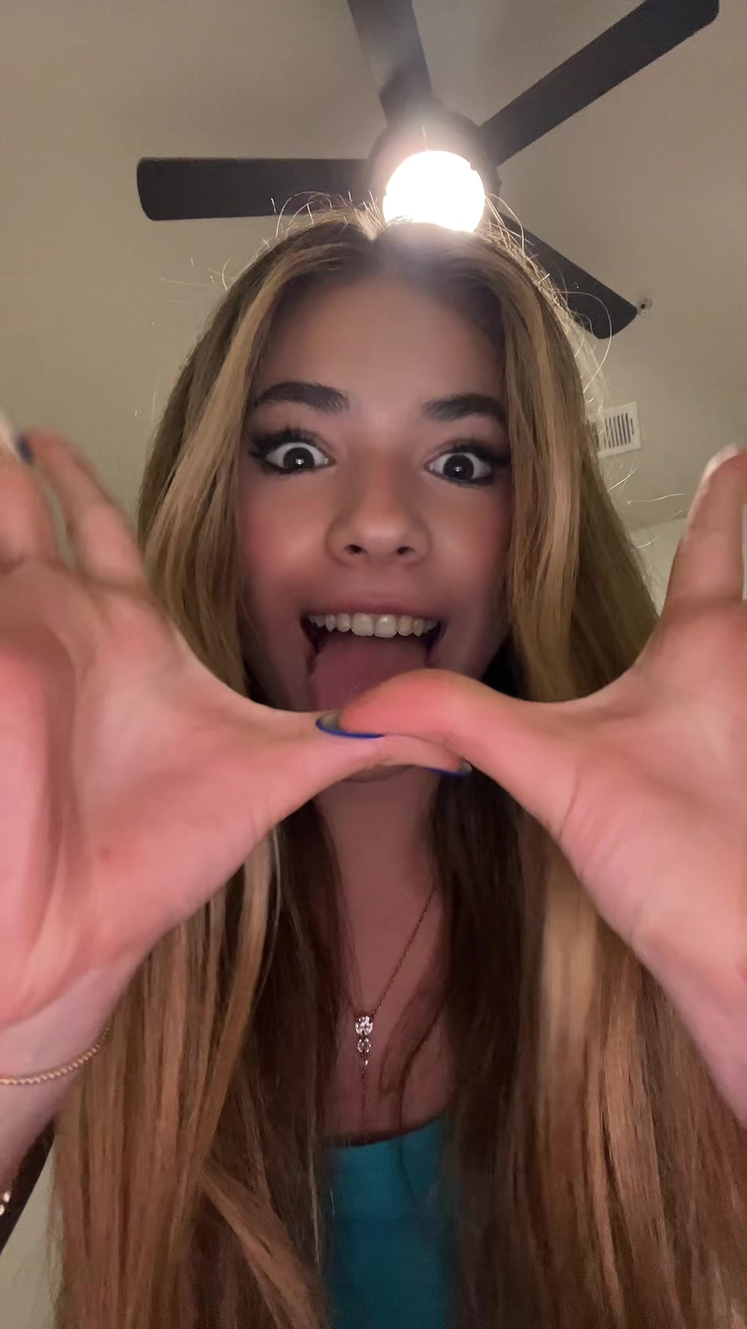 @Lala Lupcy