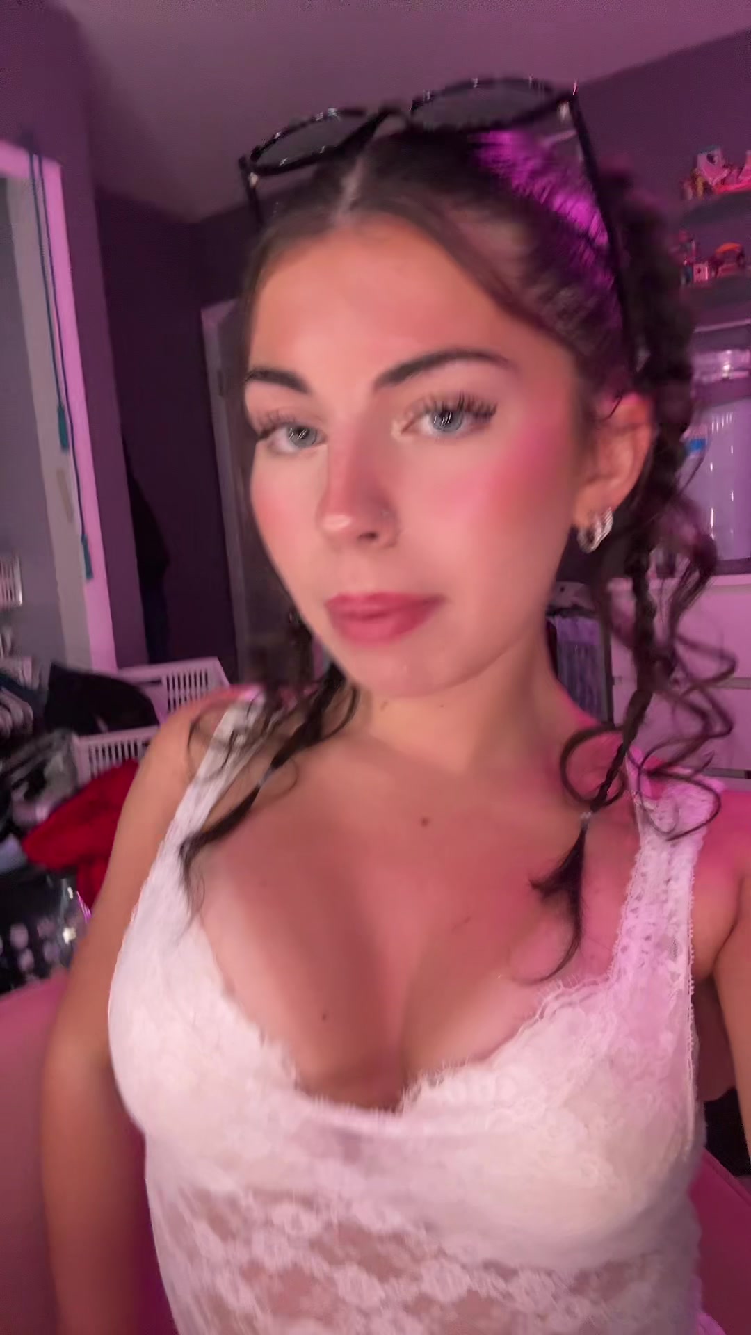 @izabel