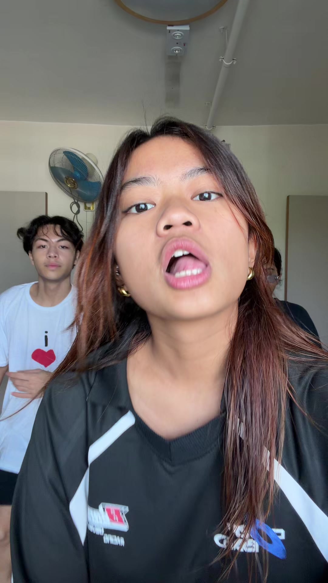 @yza dalawa tatlo