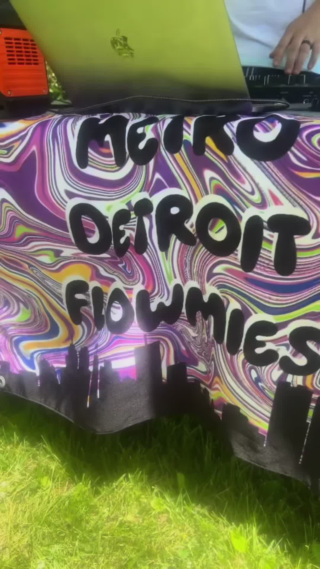 @Metro Detroit Flowmies