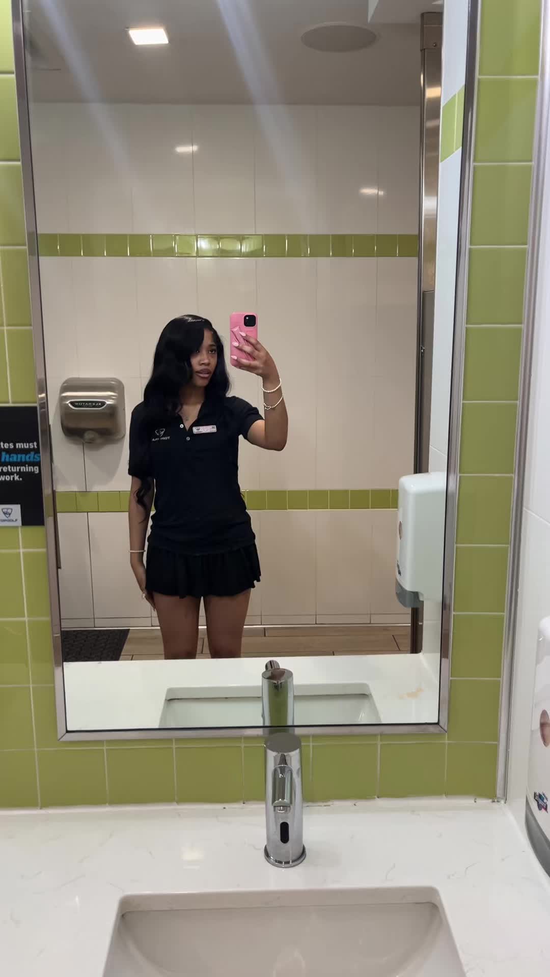 @ari😉
