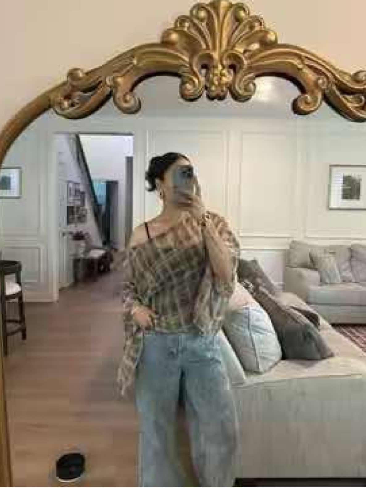 @justzesha