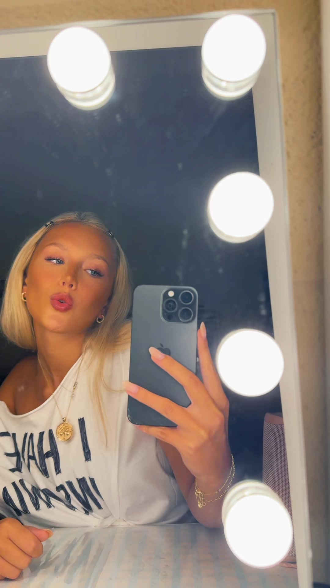 @ella🧸