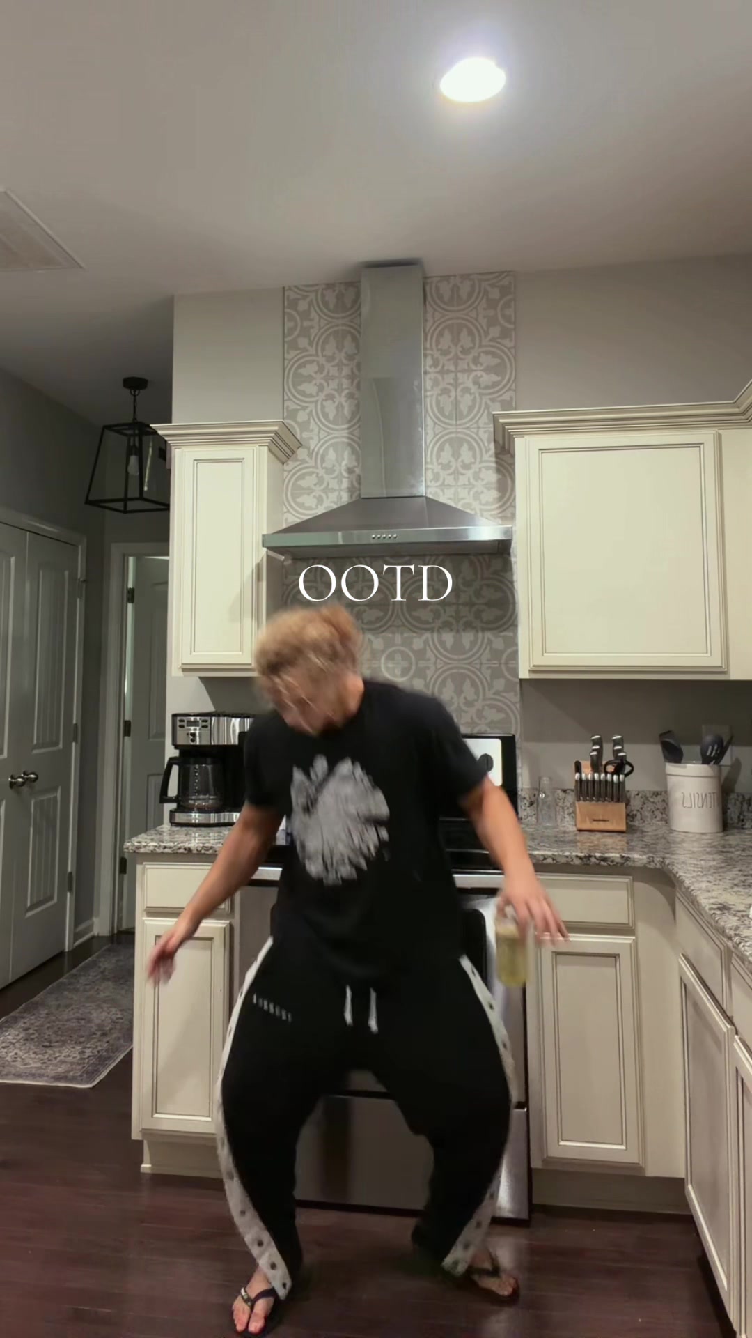 @𝔏𝔞𝔫𝔡𝔬𝔫 𝔭𝔦𝔢𝔯𝔠𝔢𝔯