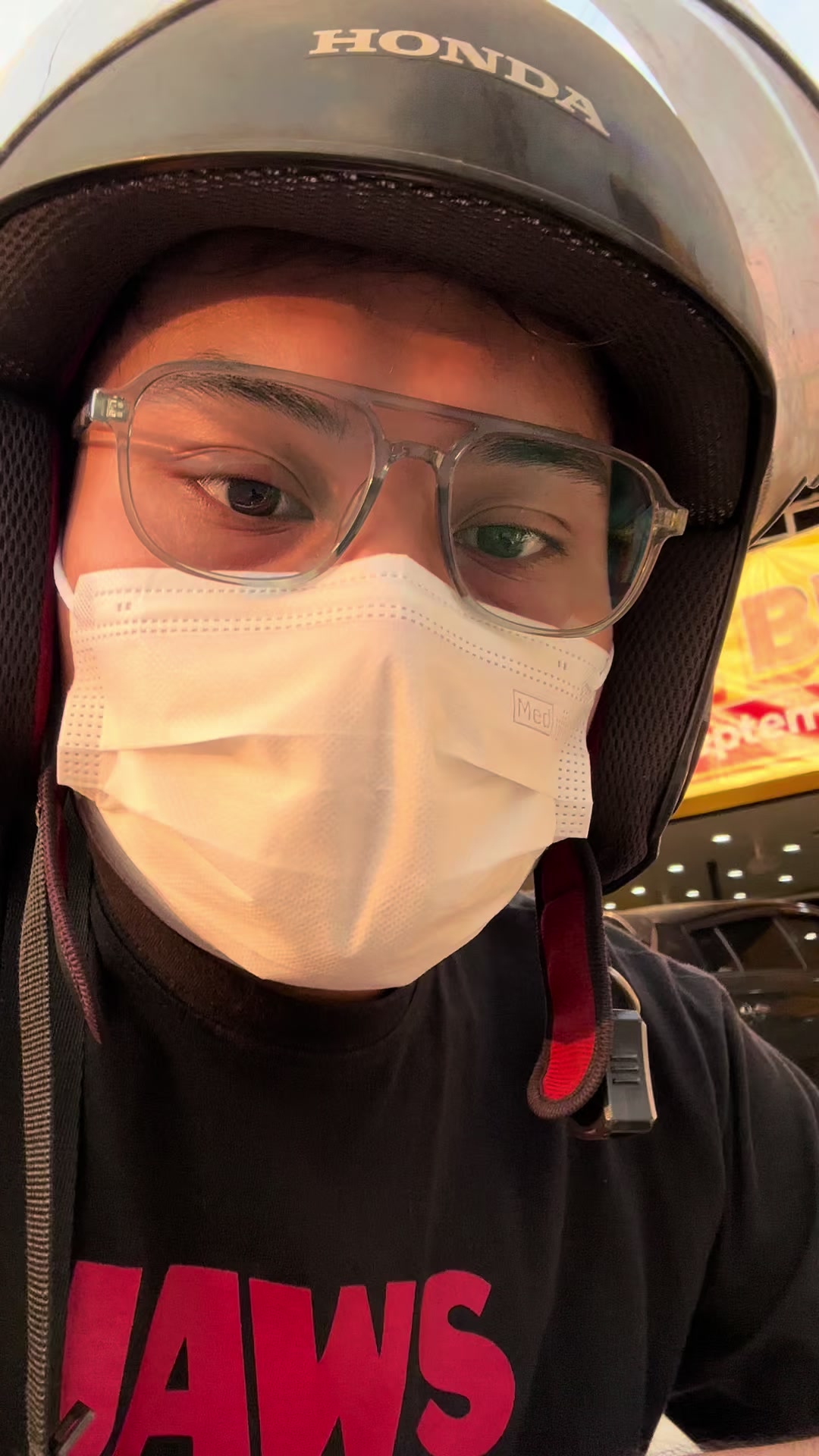 @Achmad | Food, Vlog, and Game