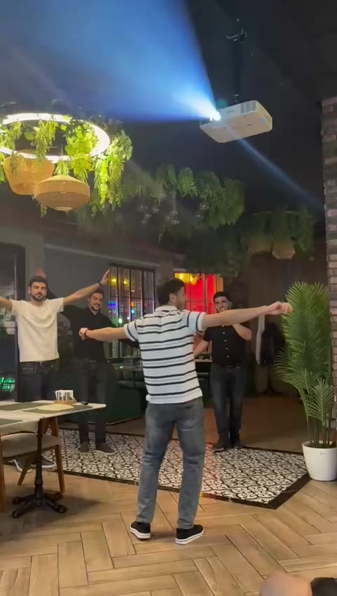 @𝐸.𝐵