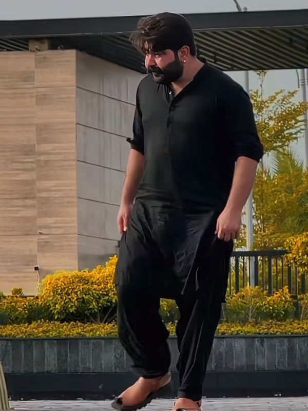 @𝓐𝓴𝓻𝓪𝓶 𝓡𝓪𝓳𝓪 ✅