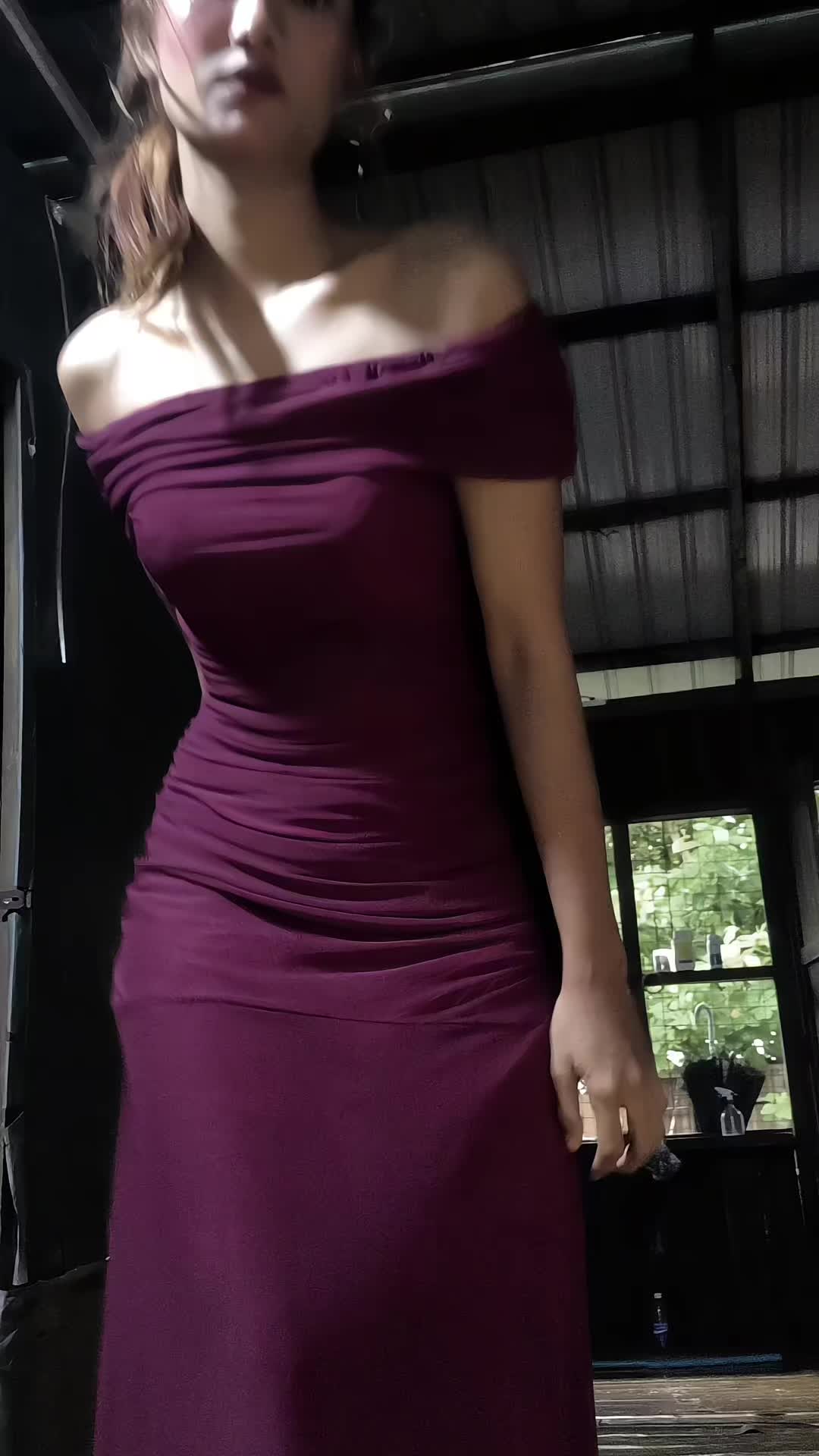 @🫦