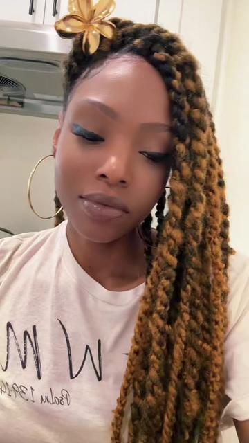 @queenderella1