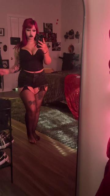 @JaneGothXo