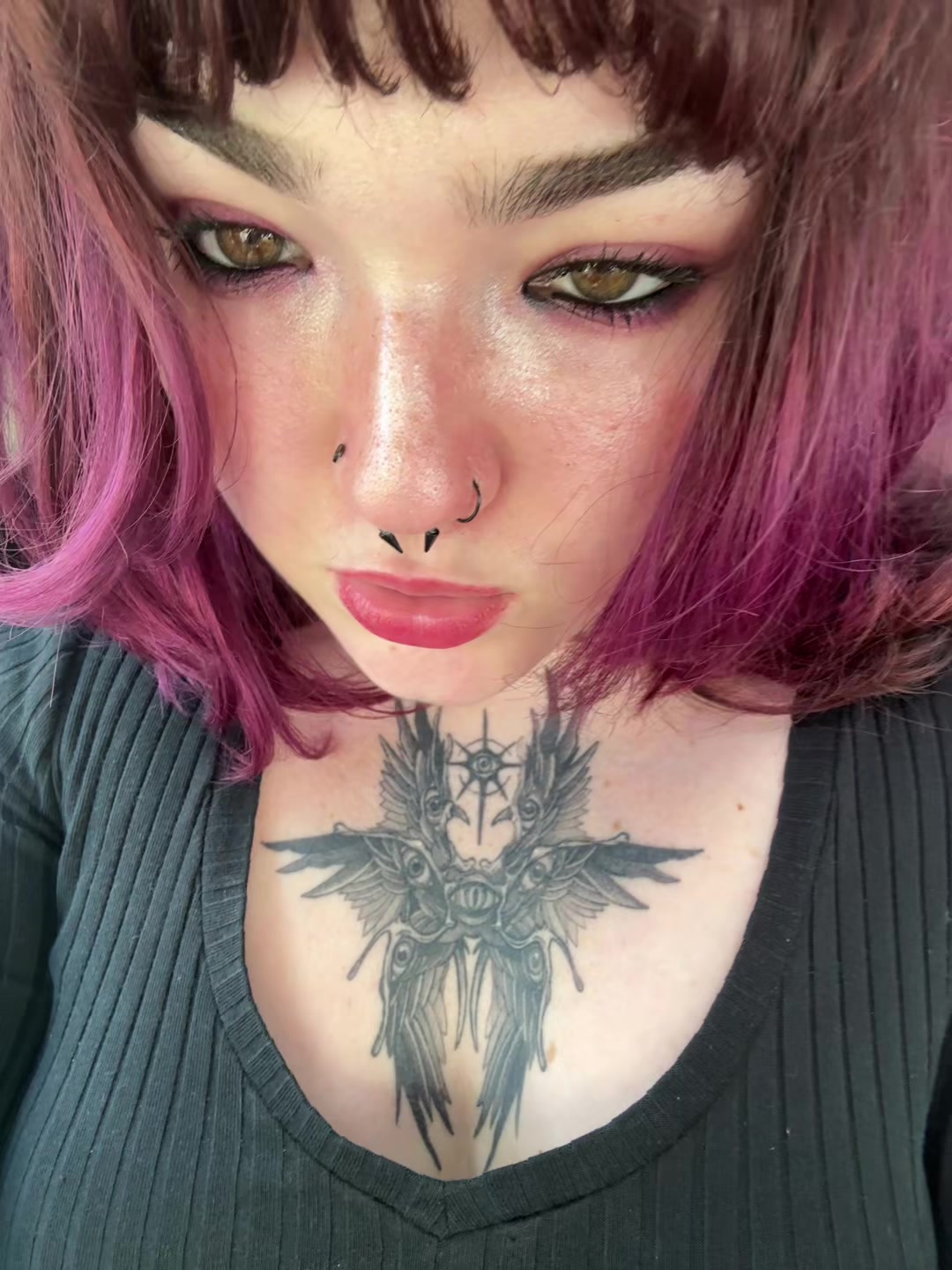 @😸