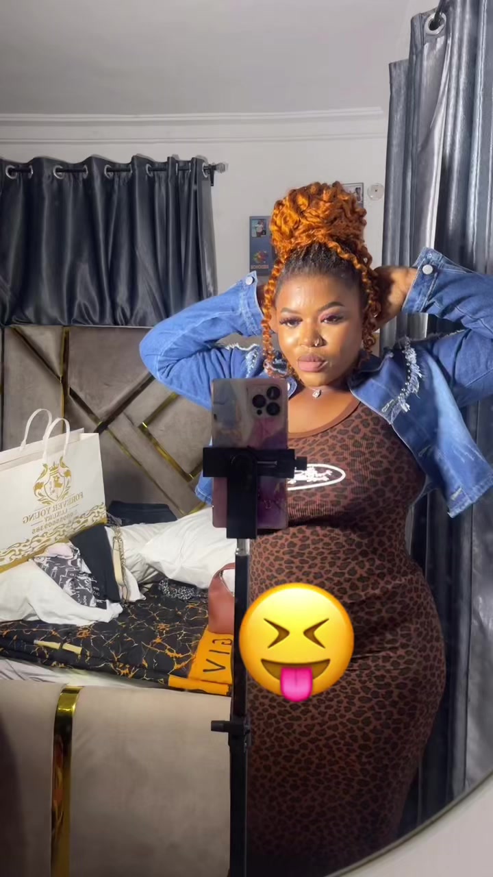 @Sexy Makeup artist