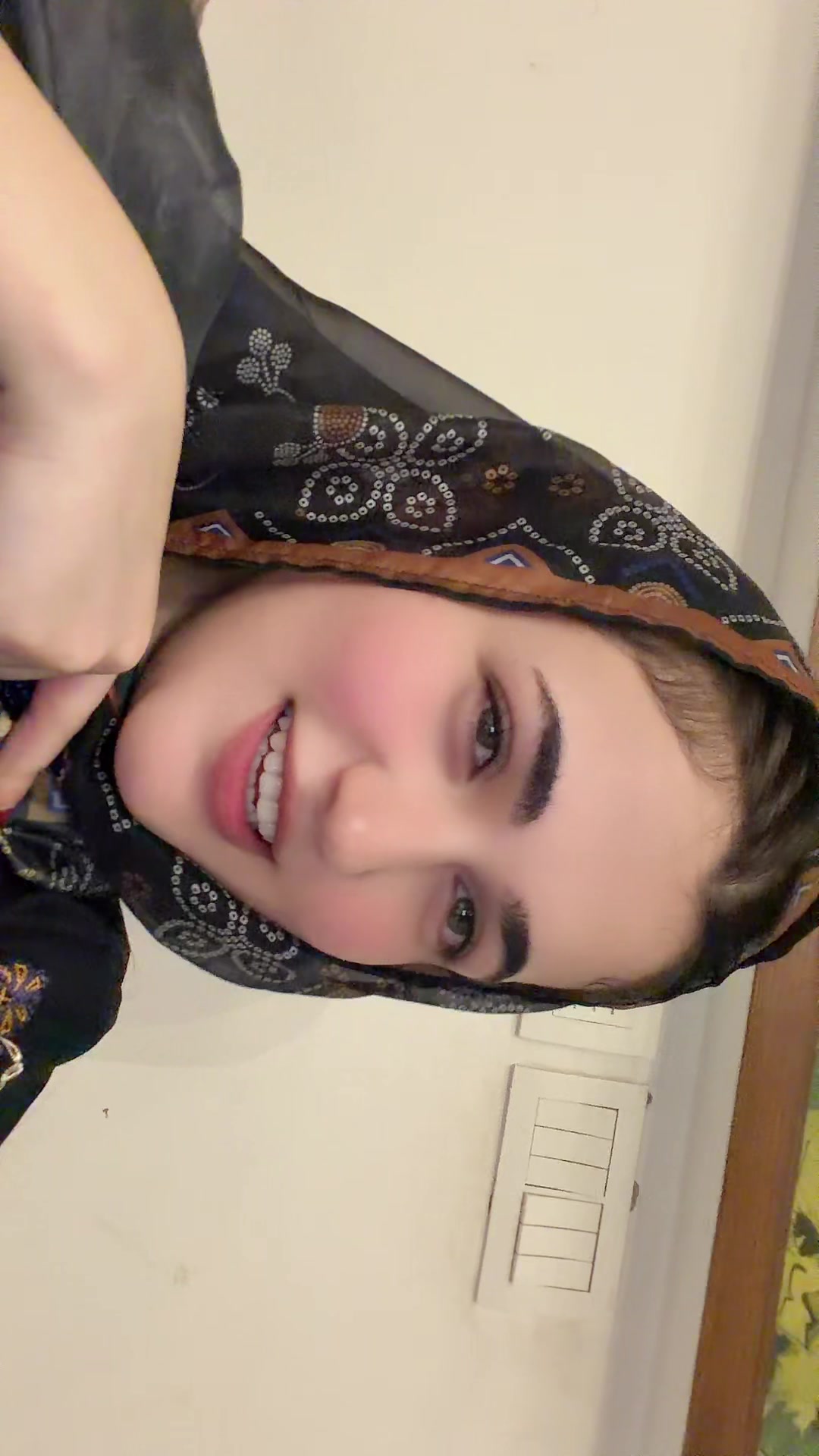 @aizakhaannn_