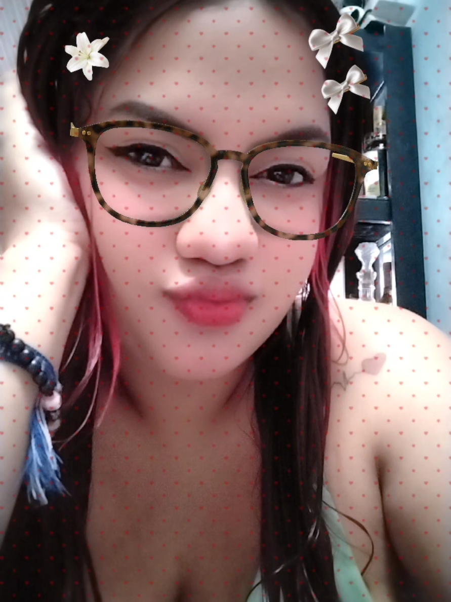 @Kerlly Correa✨️💋