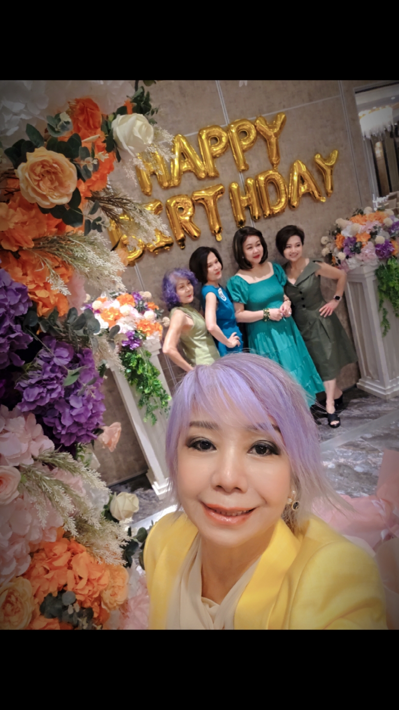 @Dt Winnie Loo