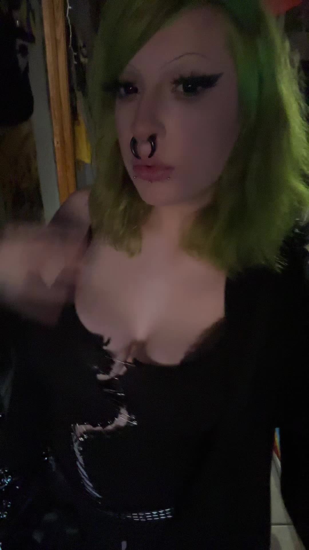 @☠︎︎༒︎✞︎𝕵𝖚𝖓𝖊☠︎︎༒︎✞︎
