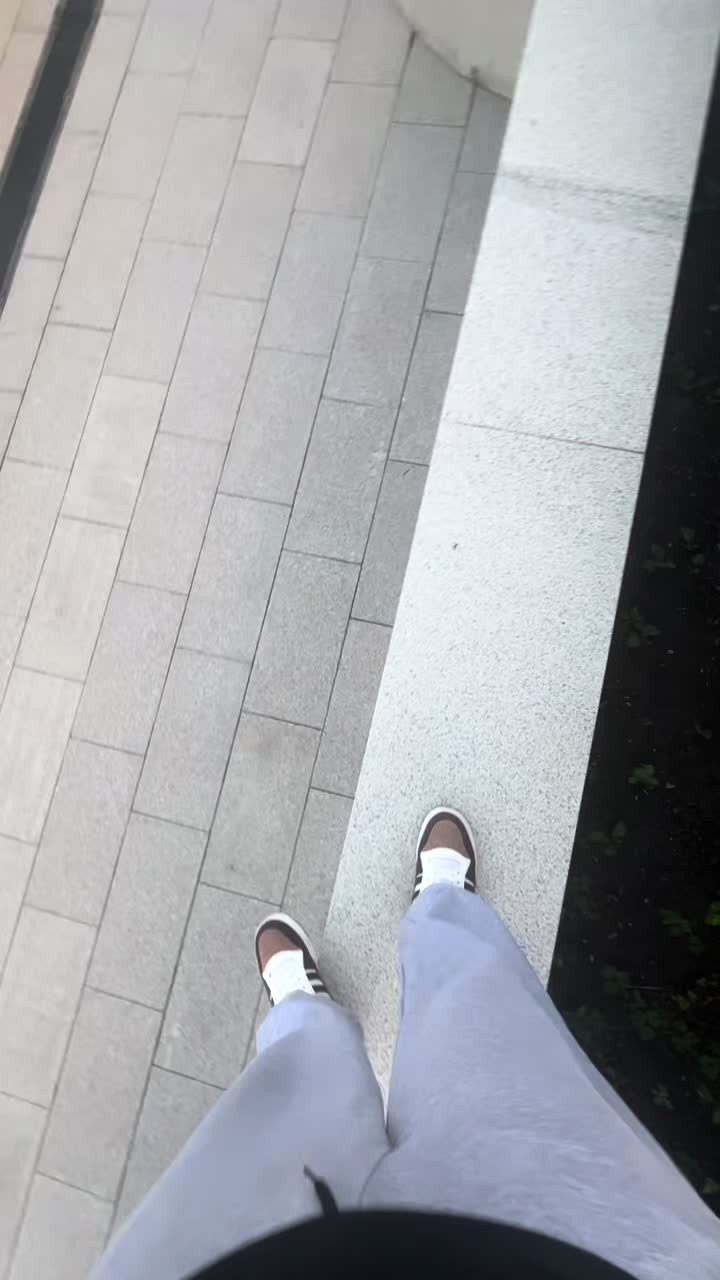@魔はDAHR_LOFHT繭は