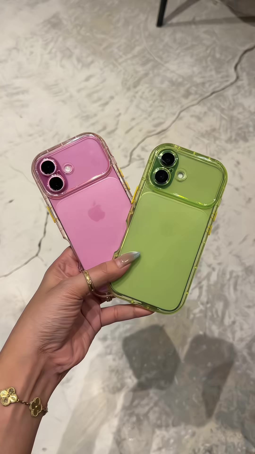 @𝑴𝑨𝑹𝑳𝑺 & 𝑪𝑶.