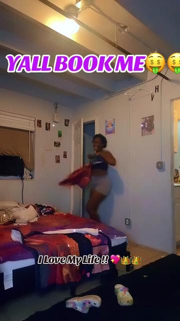 @desirer Nia Brown