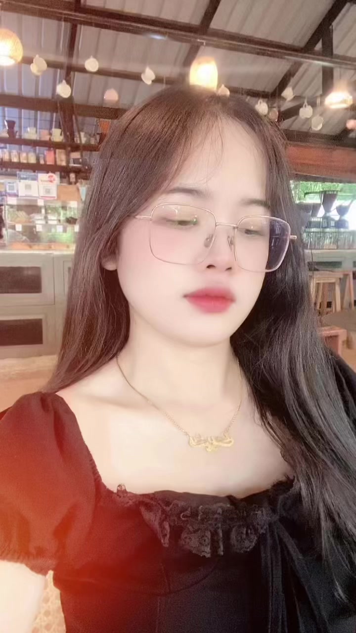 @Ly🐱