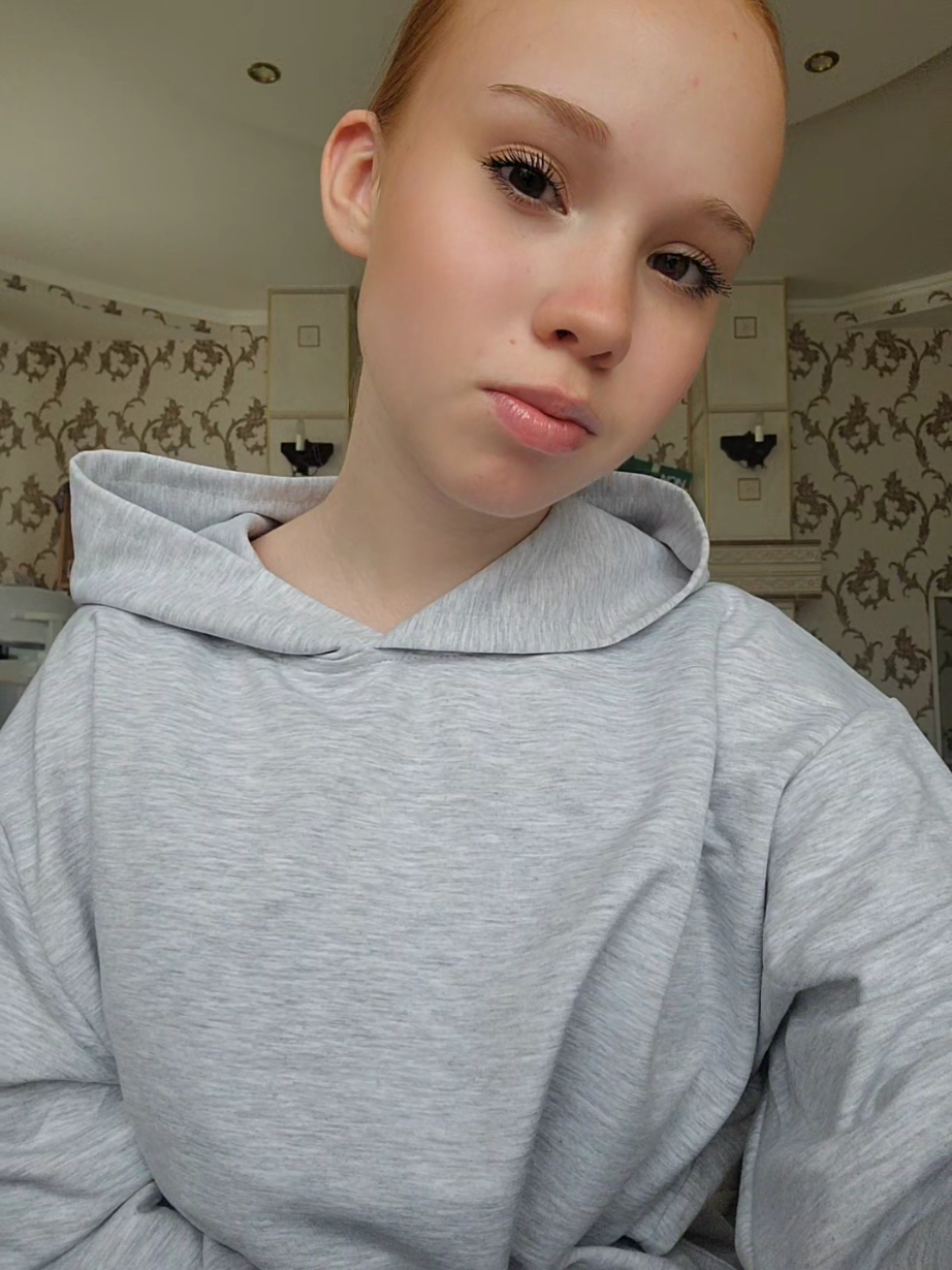 @анютка