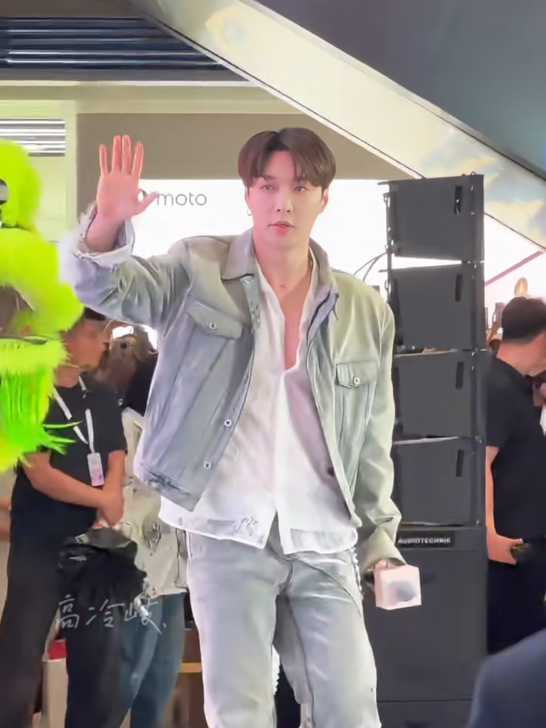 @ƶ𝗒𝗑corner
