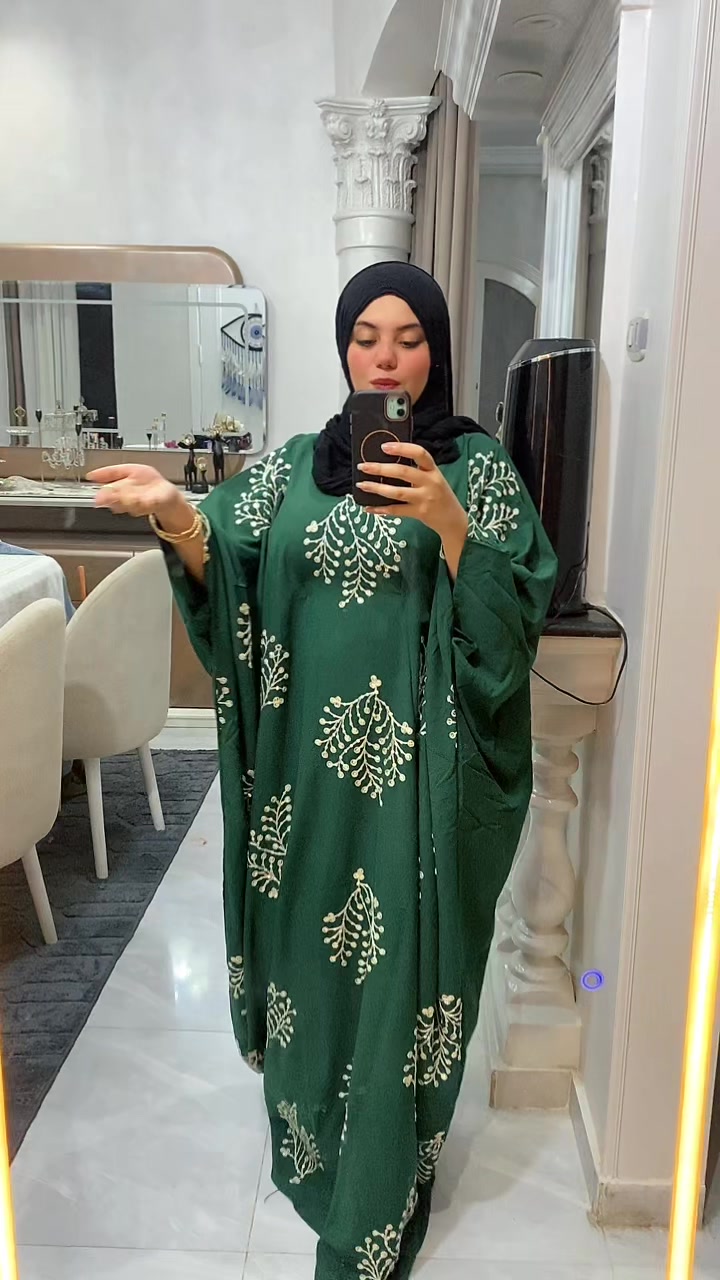 @منونه عروسه البحر……🧜🏼♀️🌊✨