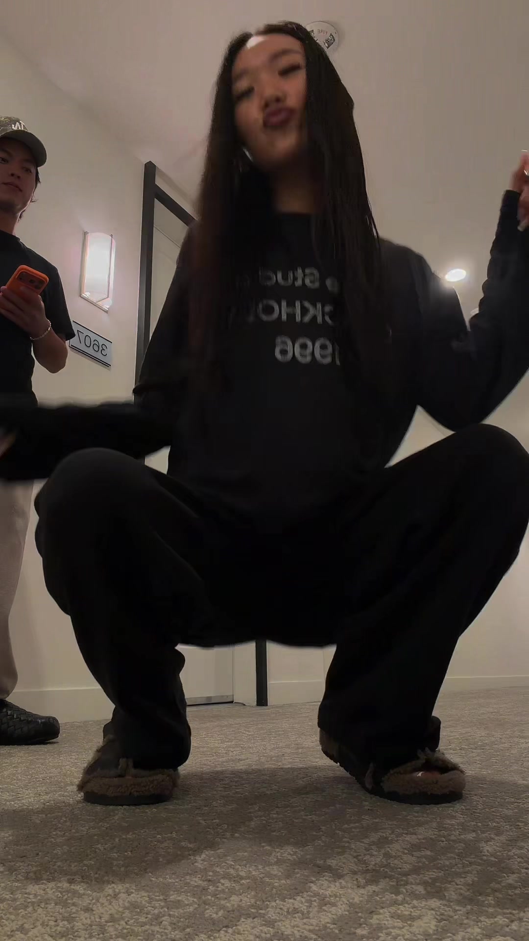 @jys1124