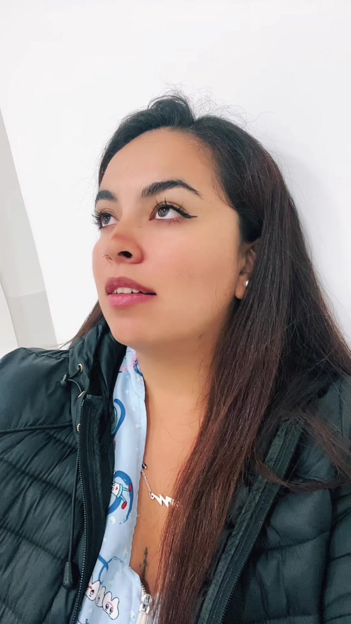@Mari Bravo