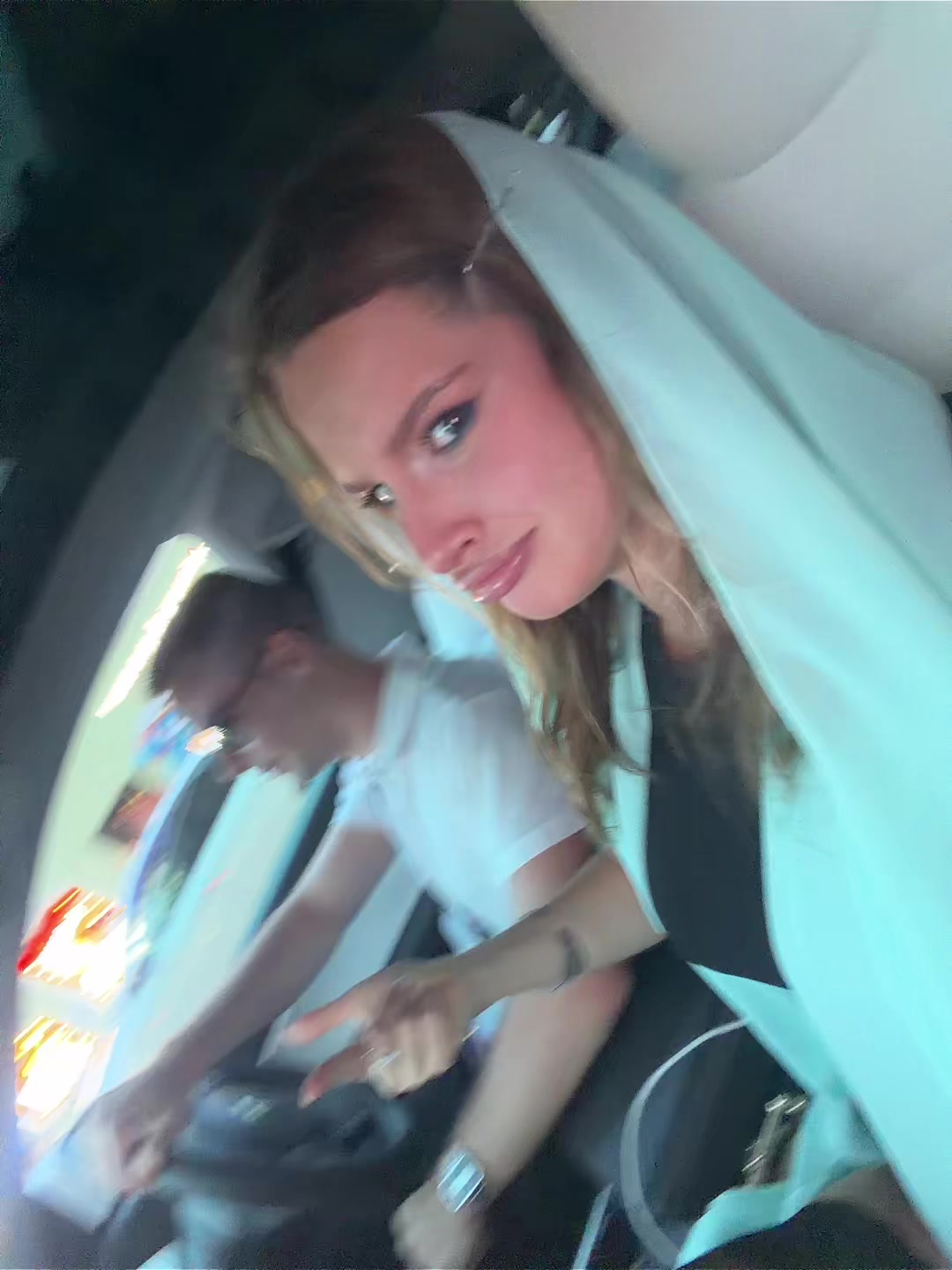 @Маша Чудо (тгк)