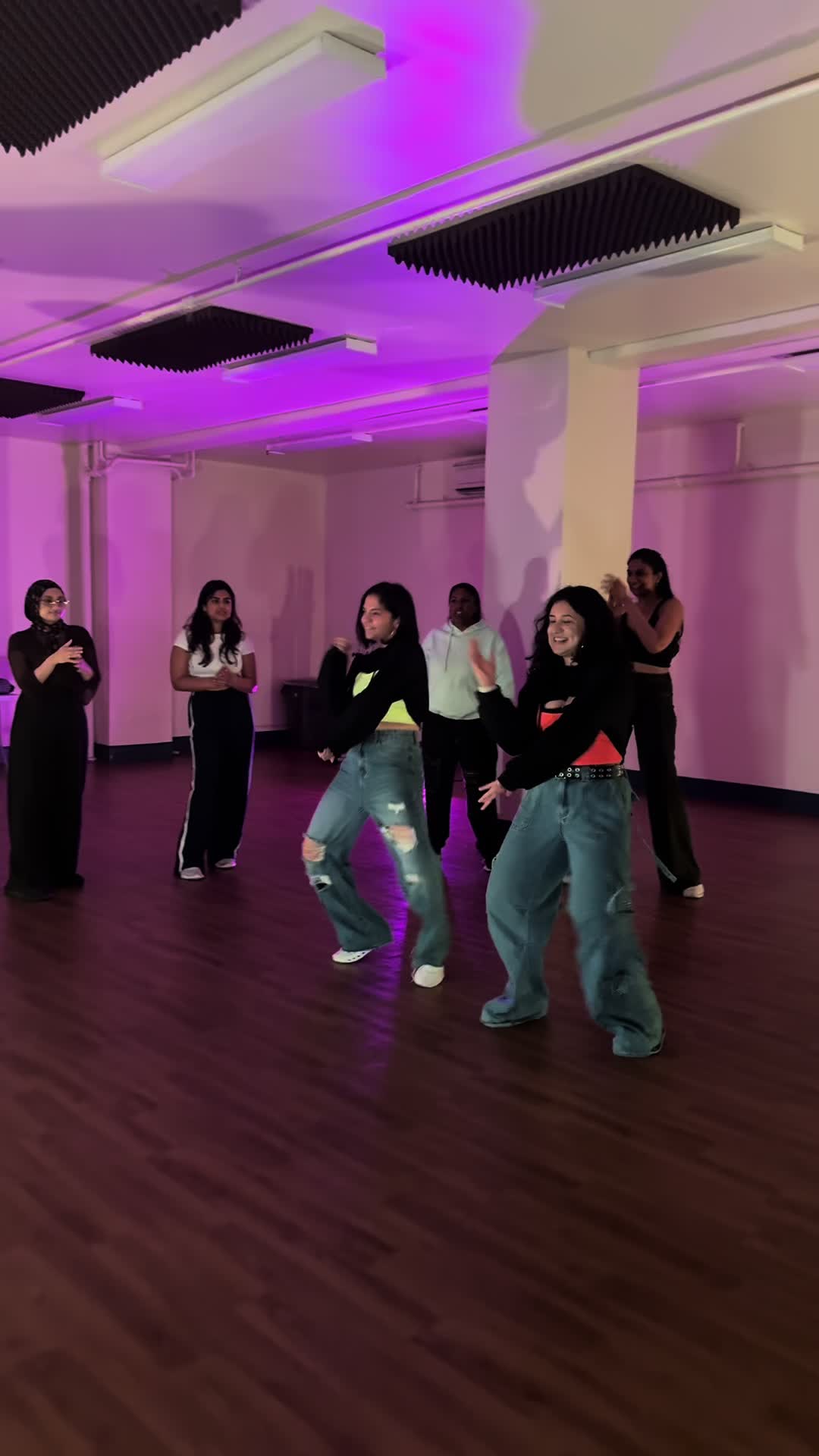 @Deeksha | Dance Instructor