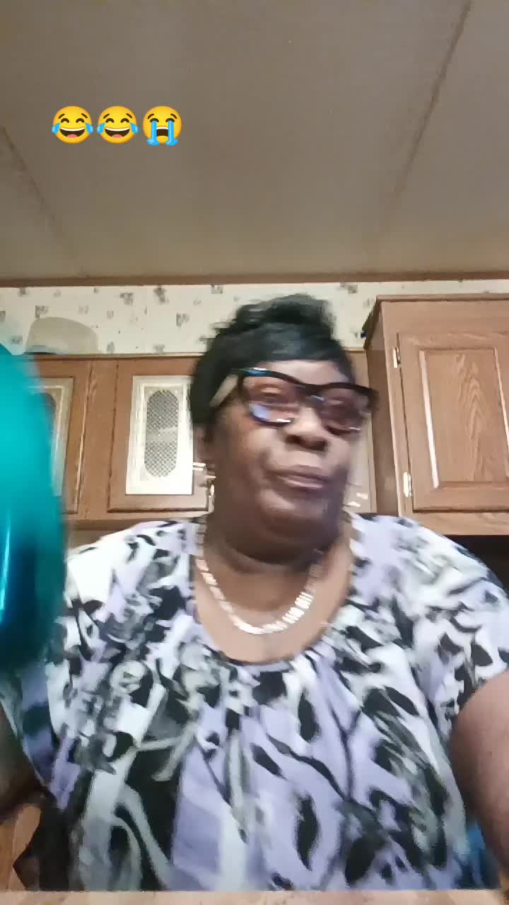 @auntee_carol4life