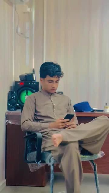 @Ali Afridi 😇