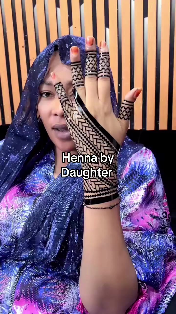 @hennabydaughter2