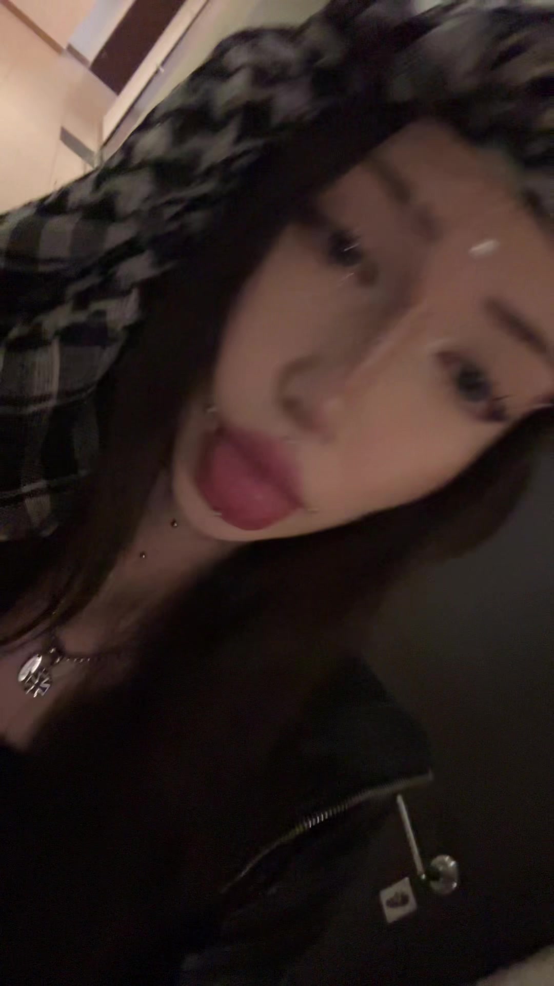 @h8telovr