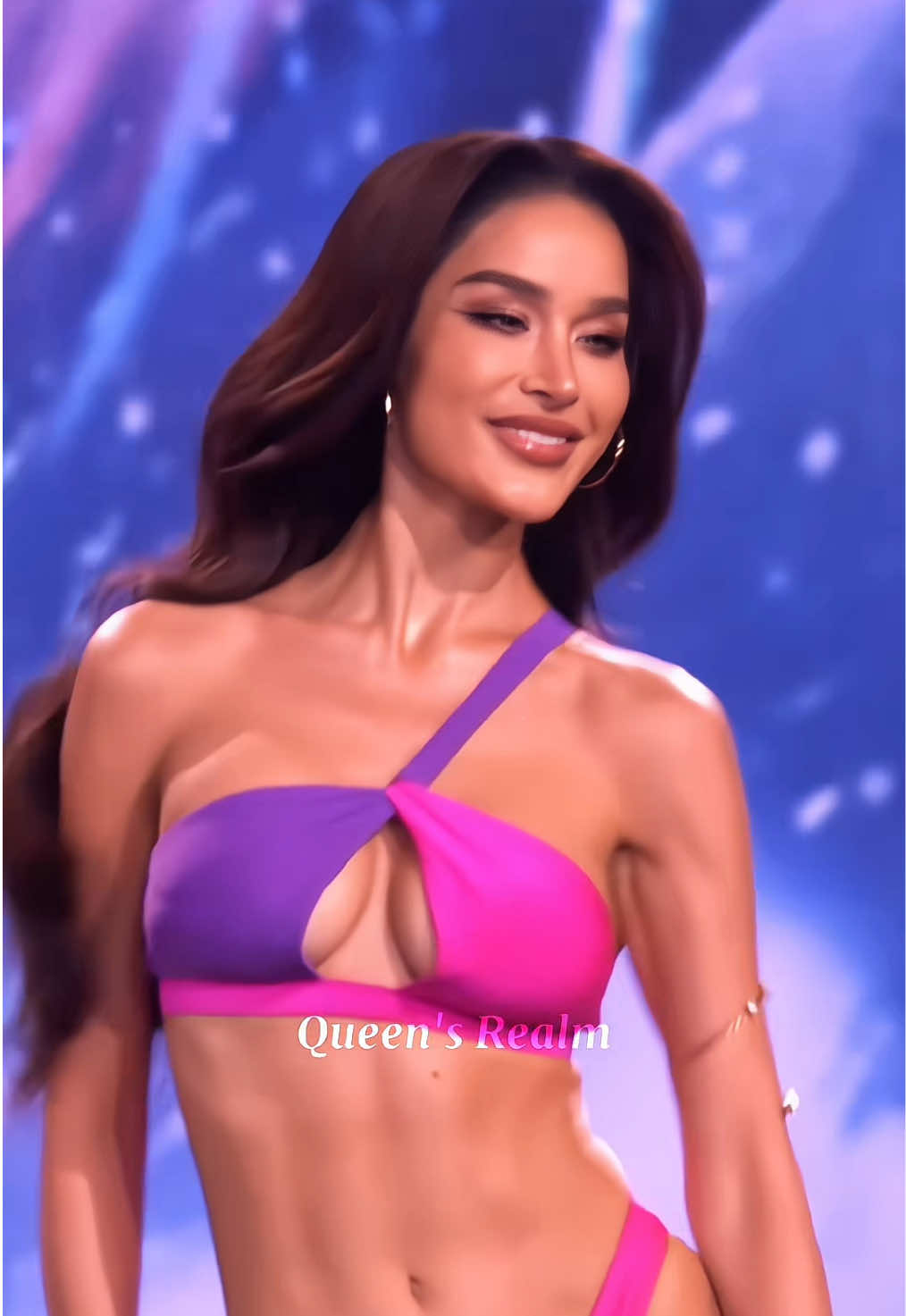 @Queen's Realm
