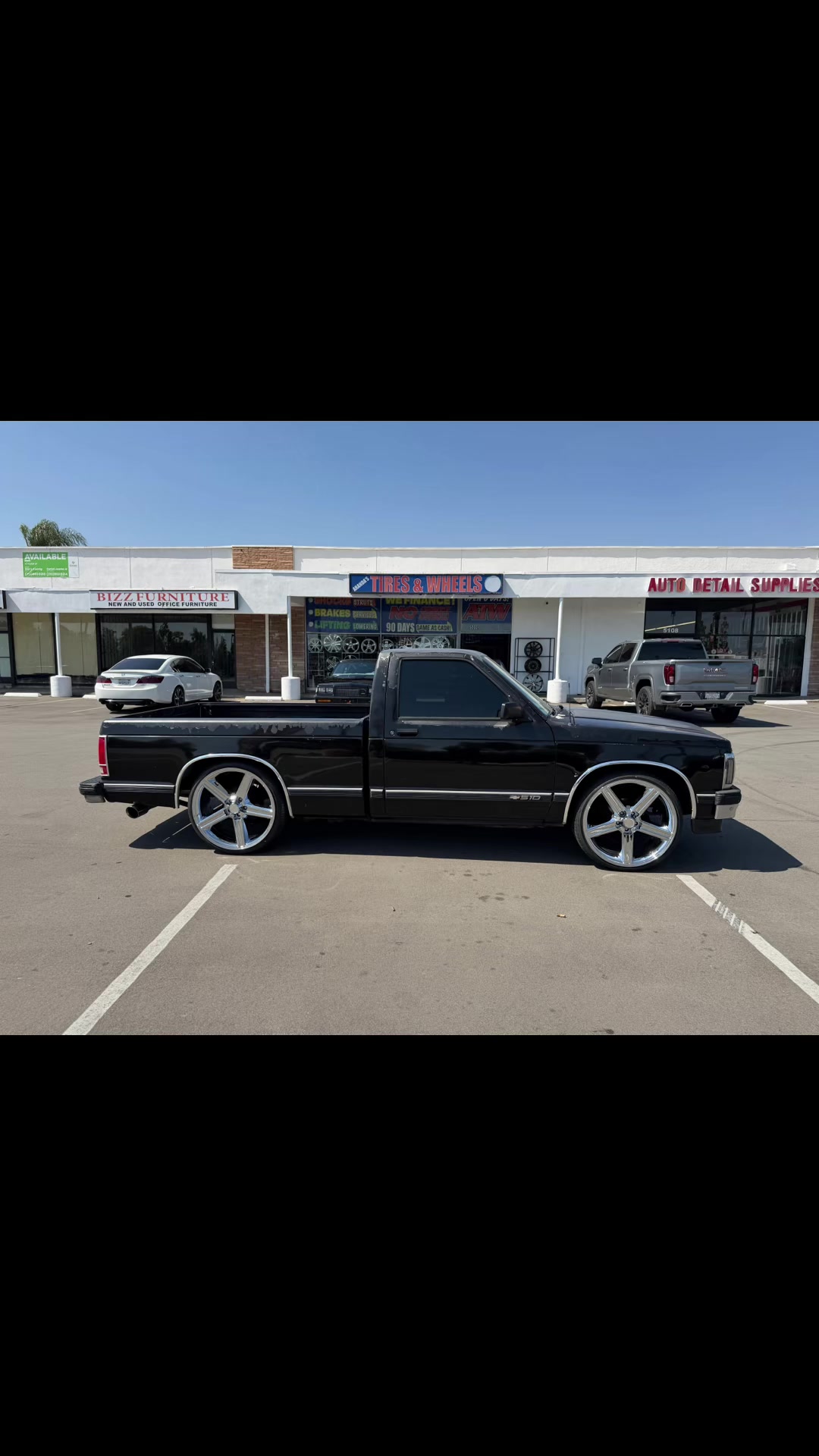 @ARANDAS TIRES MONTCLAIR