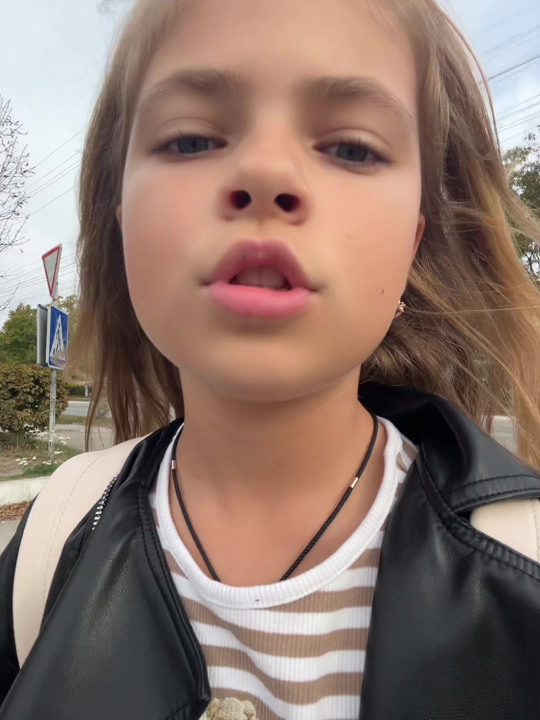 @Анютка шафлка 💖💗
