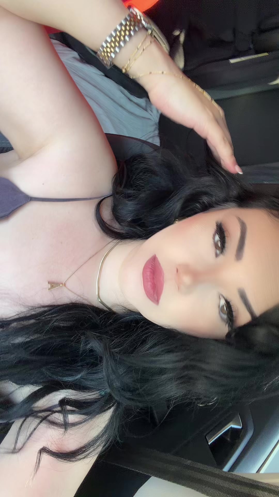 @AAY🖤👸🏻