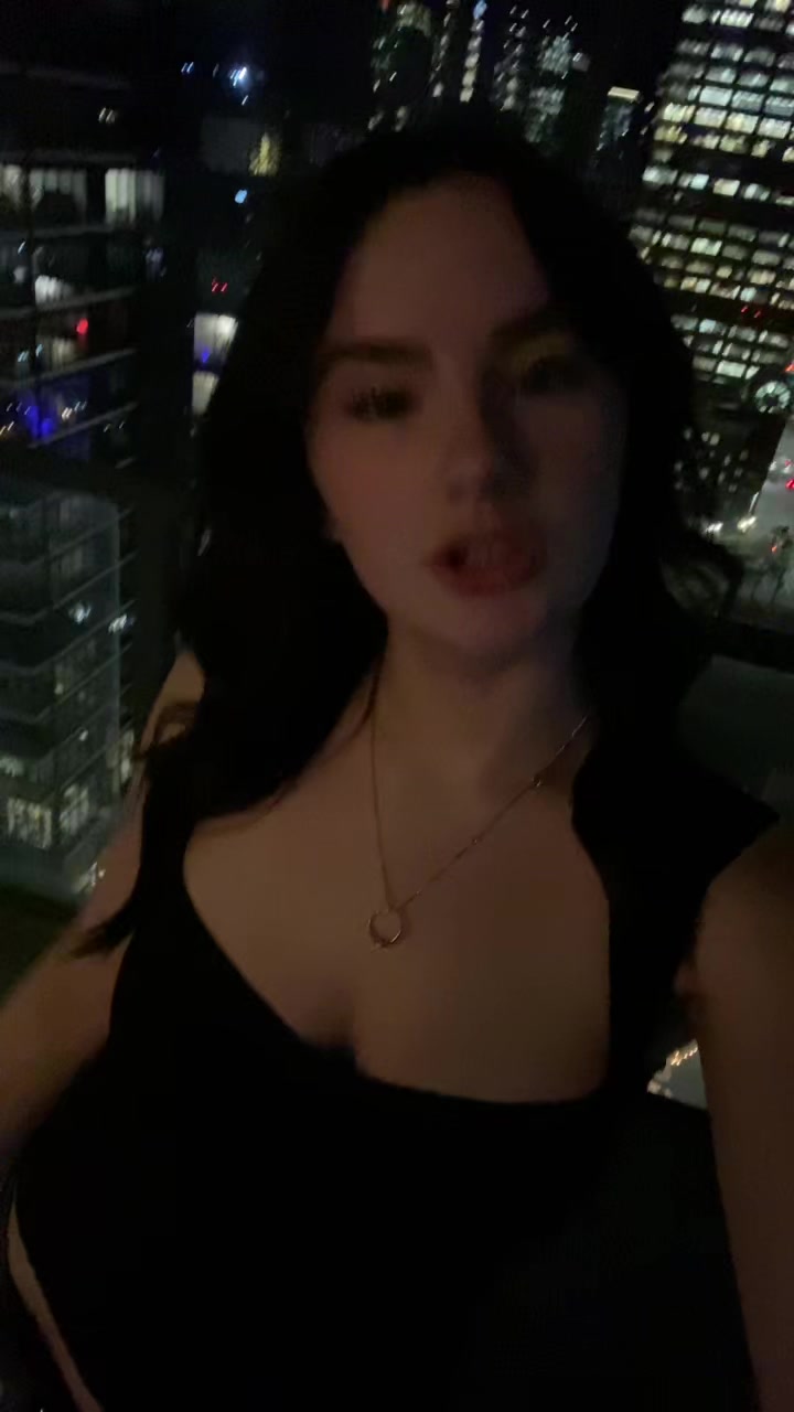 @️