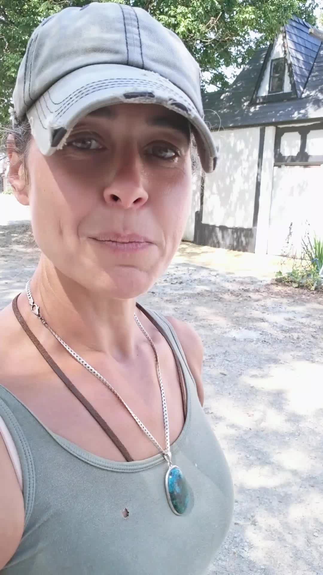 @shotgunJenny