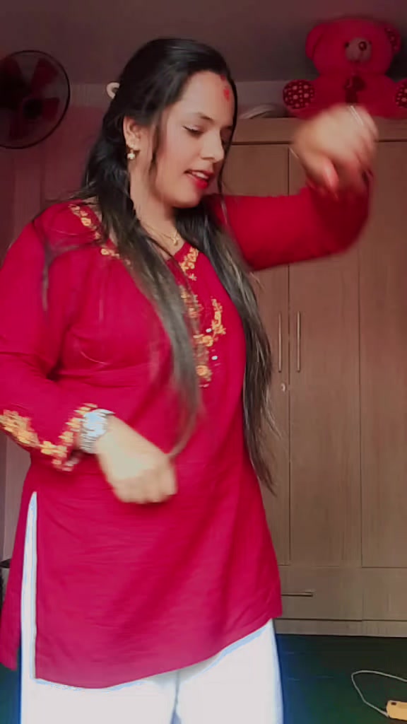 @अनु...👑