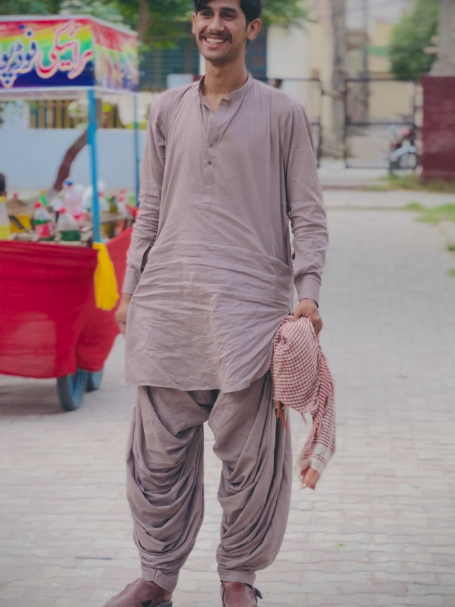 @▄︻̷̿┻̿═━عامر کھیتران