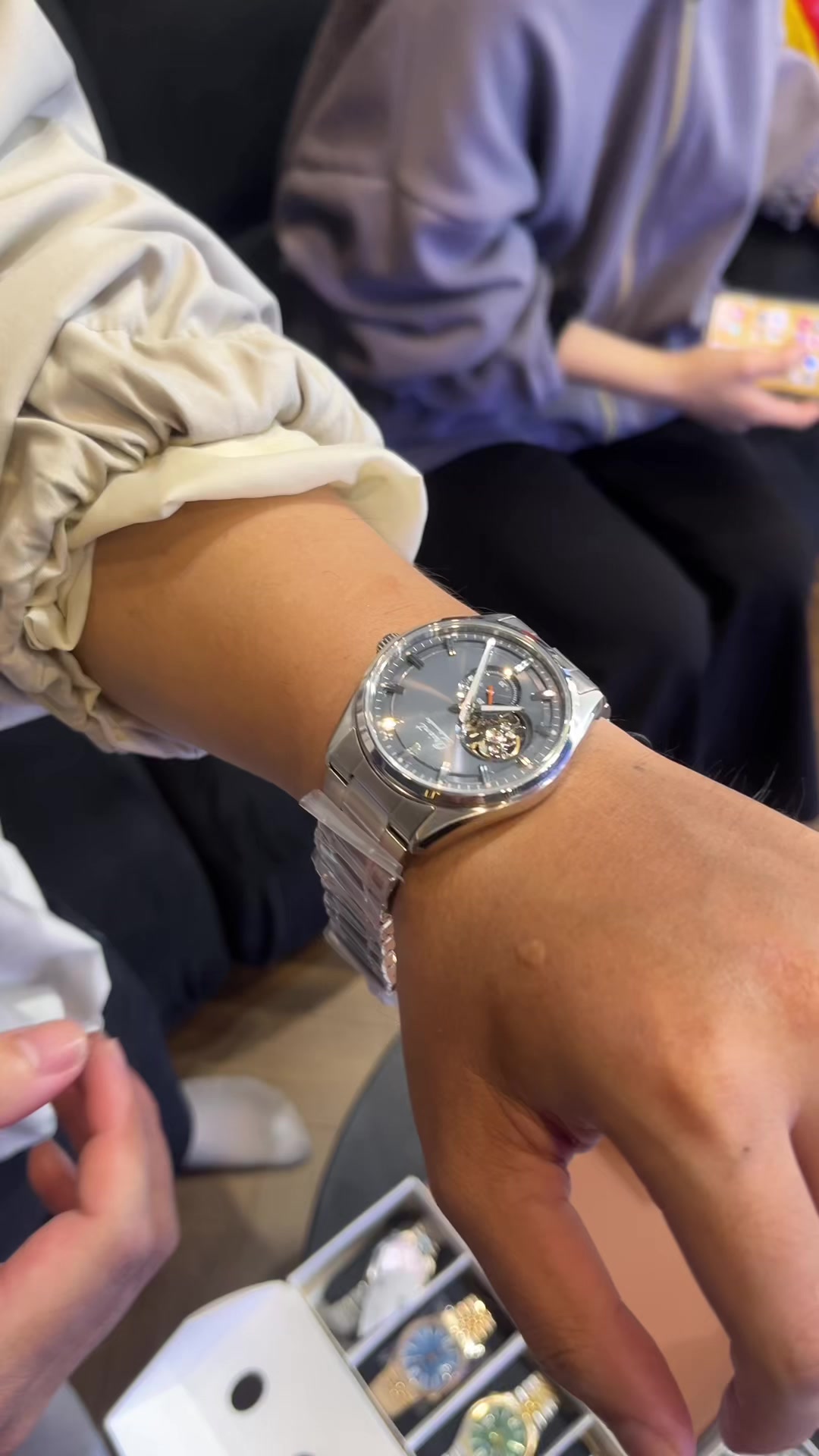@QuốcThôngg 1.Minute