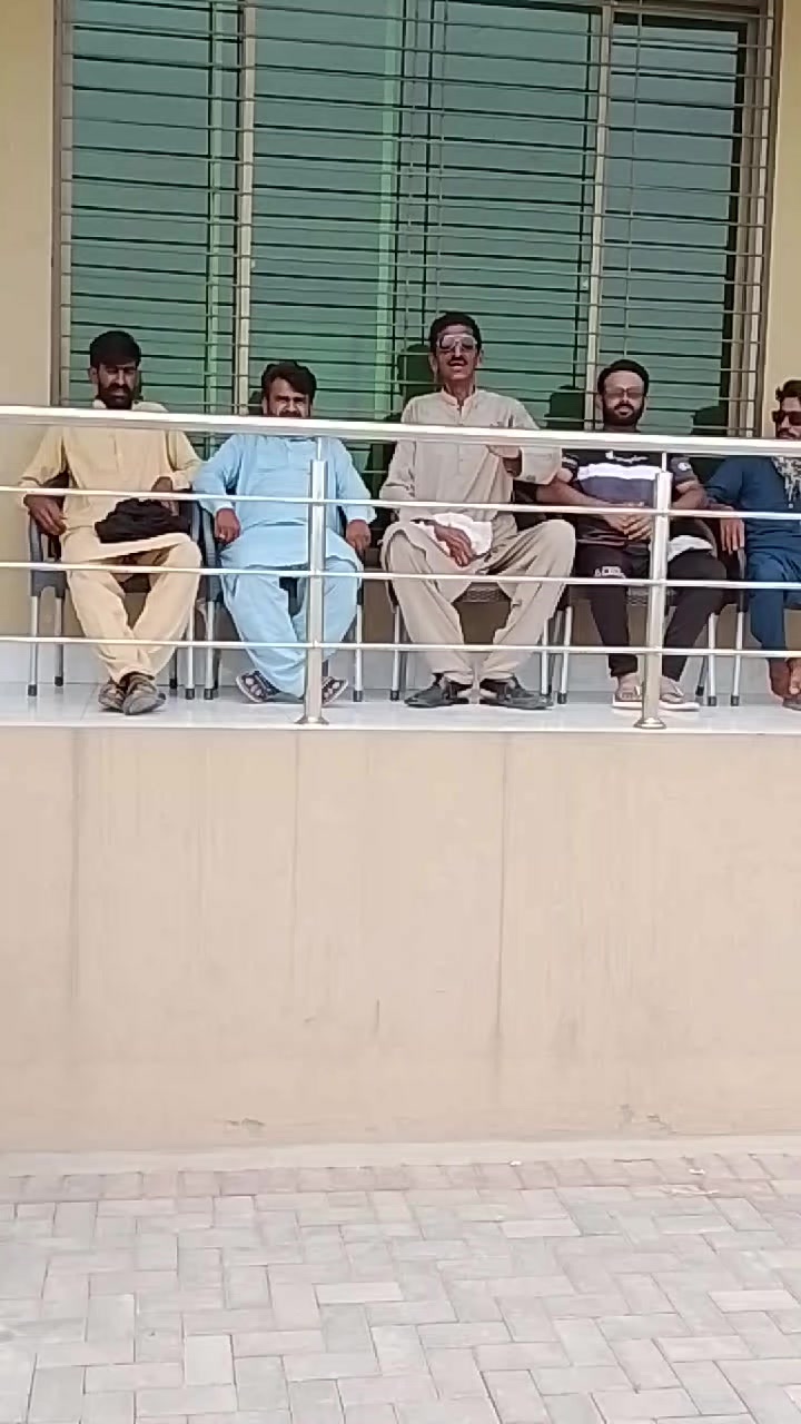 @m Khalid Abbas