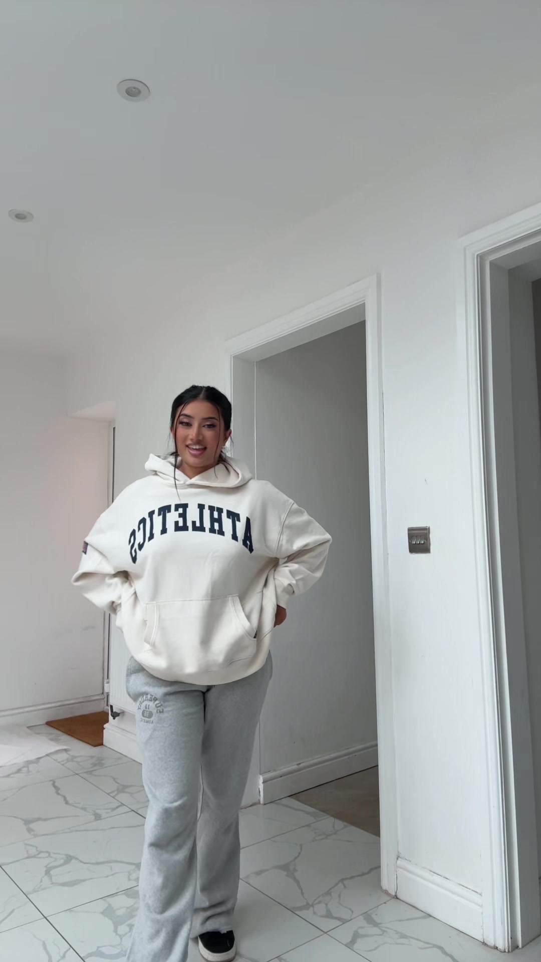 @Simran 💕