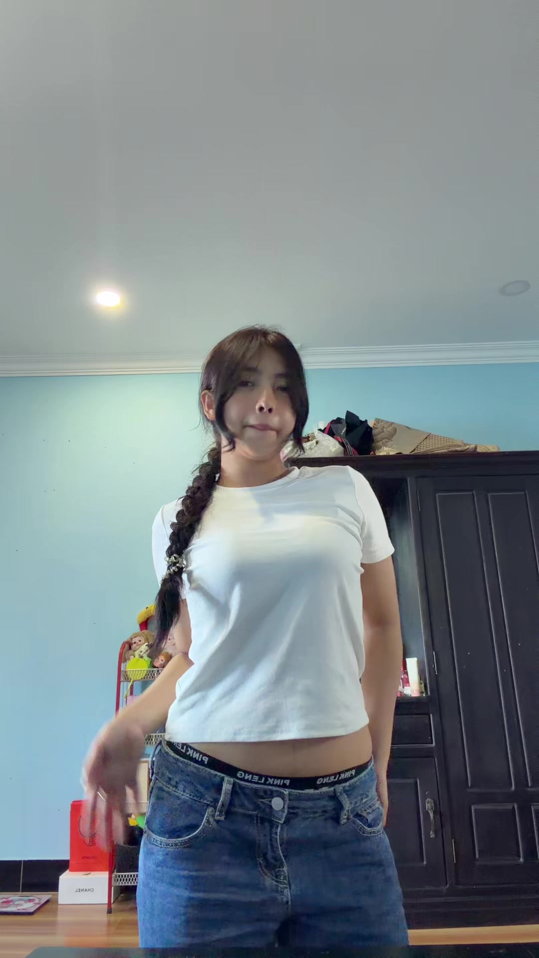 @🥂