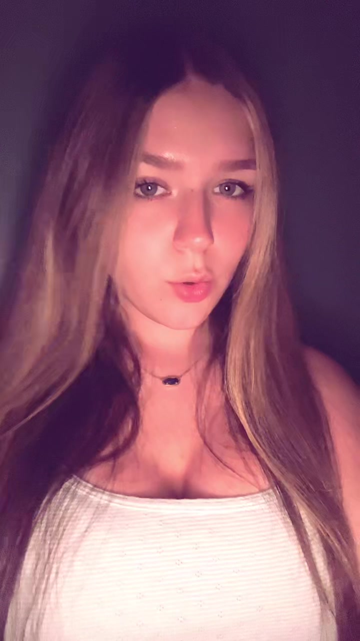 @moni2thurl😉