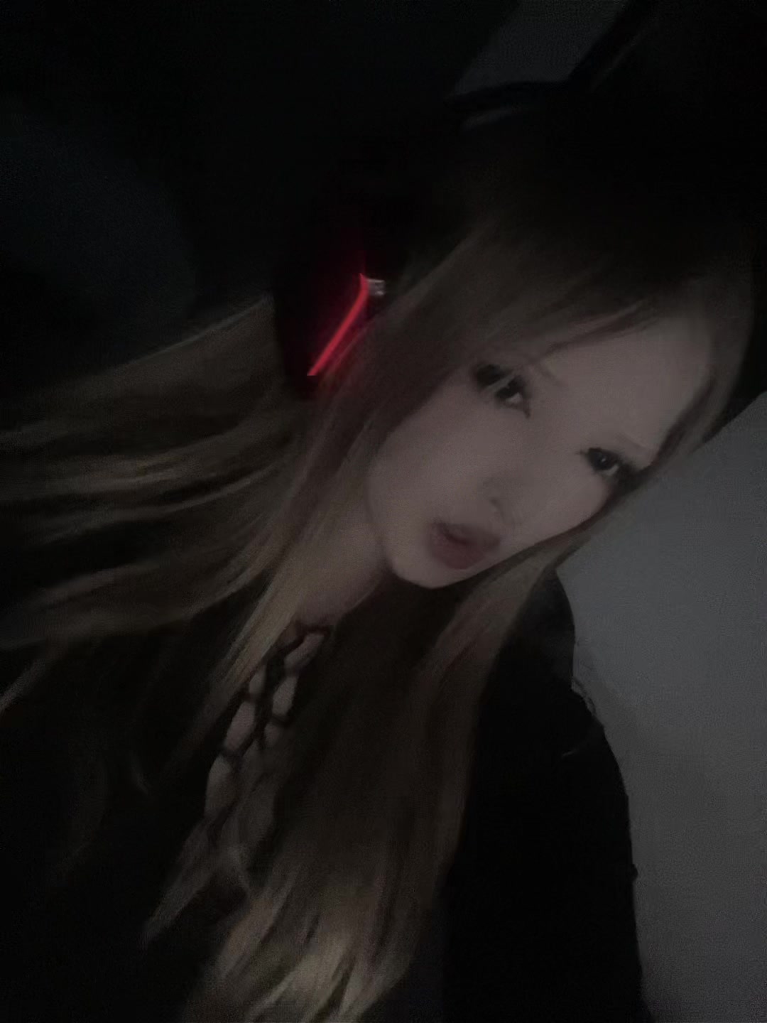 @akumi